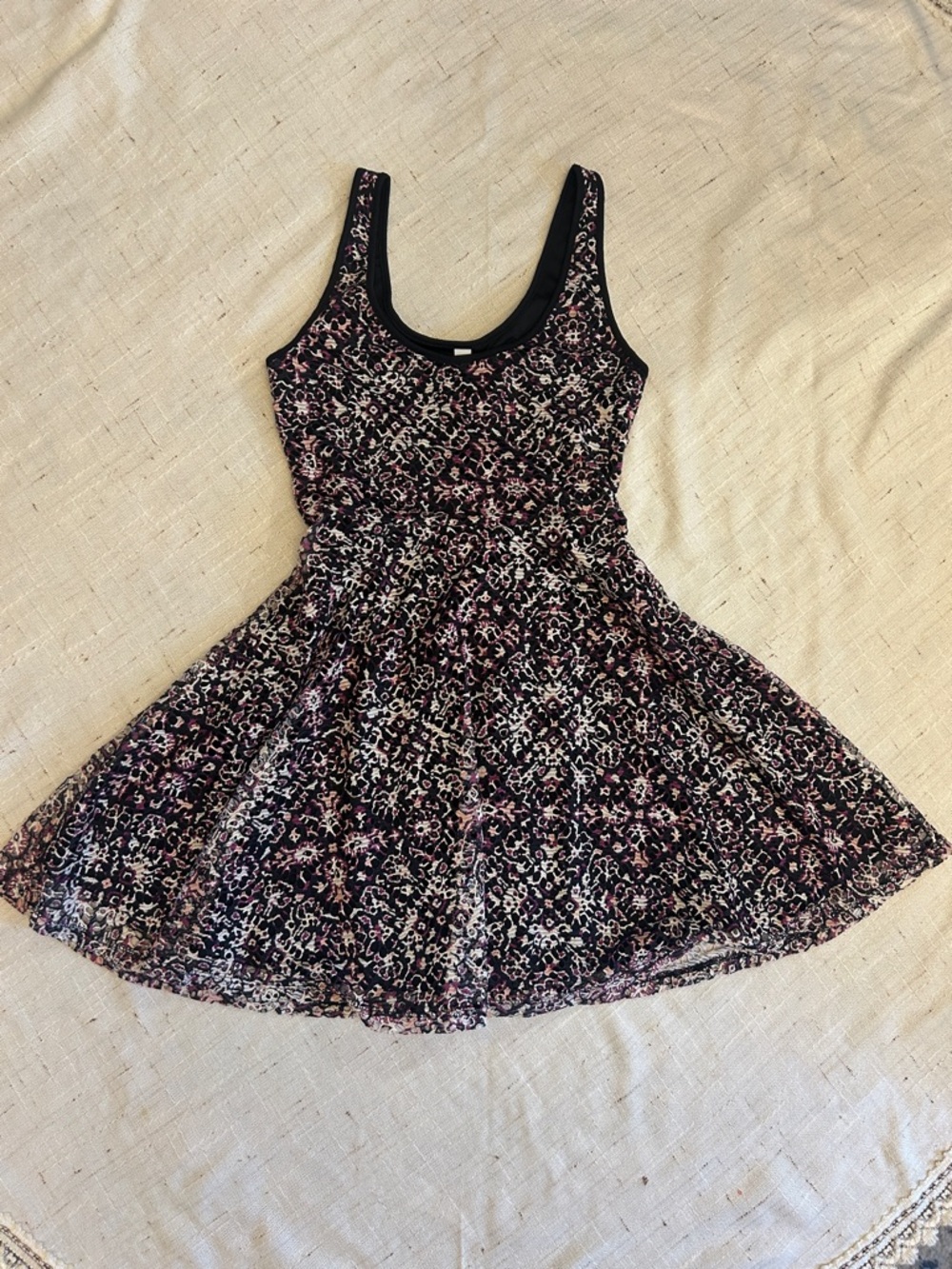 Aéropostale Lace Skater Dress Black Pink Floral Mini Fits Size Small